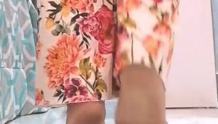 pisando esponja azul