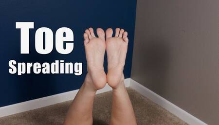 Toe Spreading Barefoot Soles Up in Air Feet Fetish - Kylie Jacobsx - MP4 4K HD