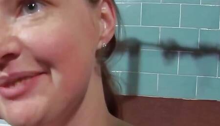 Double penetrating an older British pale redhead