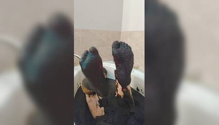 Instant Mudbath Mobile Phone POV