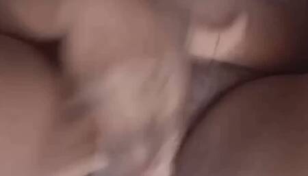 Rubbing my clit sweet ????