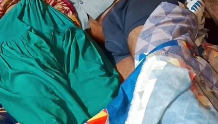 Desi girl shoni bhabhi ki chudayi devar ne bhabhi ko ghodi bana ke choda Indian desi sexi video shoni bhabhi ki chudayi