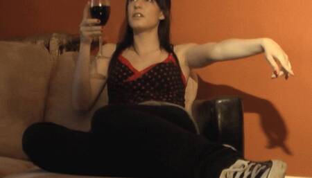 Sydney’s Feet After Work - (High Quality Version)