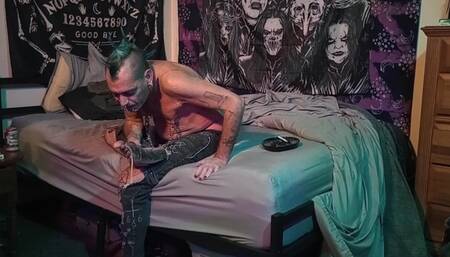 12-8-2024 Spit Feet Sunday: Spit feet before bed