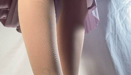 A Shoejob Dream after a Christmas Dinner - Tramplegirl in High Heel Sandals and Nylons let his cock explode - Shoejob and Shoe fetish - multiedit - 4k