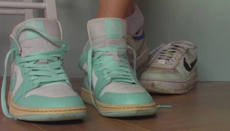 Minty Nike Air Jordans (mkv)