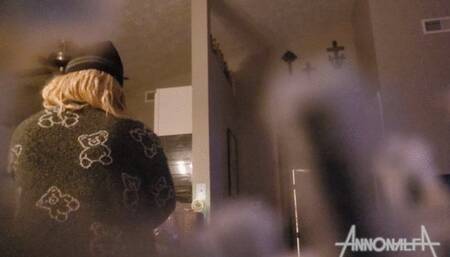 Christmas Creeping (Kinkmas Day 11: Candid)