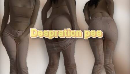 Desperation Peeing in Jeans 4k
