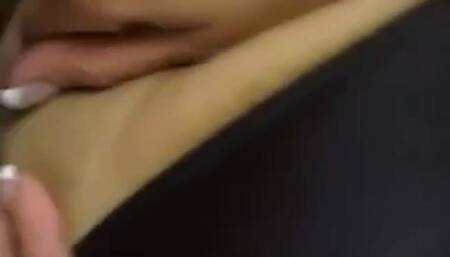 Deutscher Amateur-Blowjob im Parkhaus