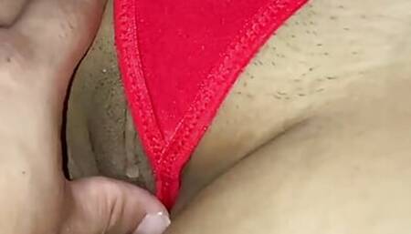 She asked me to give her a massage and ends up touching her pussy. Amateur homemade video of a delicious TEEN18+