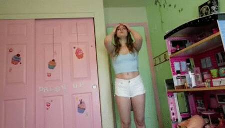 INEEDAMOMMY IPOD Harlow West changes your messy gross diaper