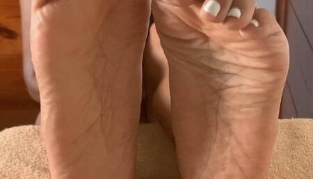 He Licks My Smelly Feet