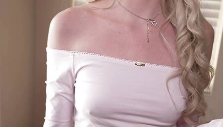 Blonde teen gives up the pussy to avoid an eviction