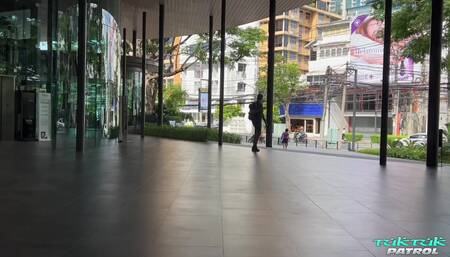 Tuk Tuk Patrol - Pang B