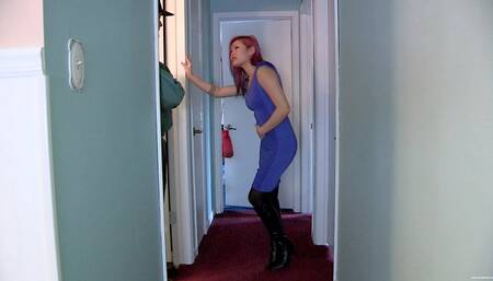 Strip If You Want To Pee & Wait Until One (MP4 1080p) - Lea Hart