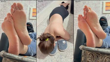 Amal - Worship slippers while showing feet