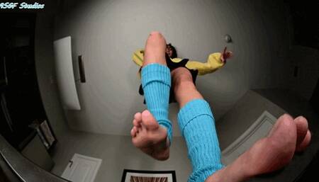 DIVA 's pure trampling and stomping POV! BIG FEET CRUSH VIEWS! - MP4