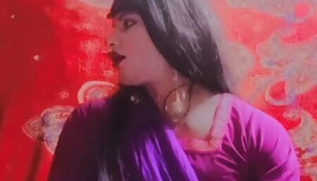 Urvashipatil Rani Kinnar has fun wearing salwar kameez with boy