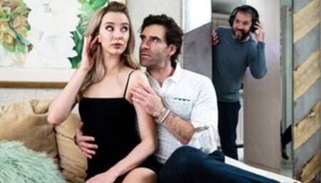 Petite blonde scams and fucks mature guy