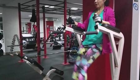 Butt Plug nPussy RISKY FLASH at GYM