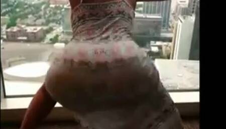 Chyna Hall's Super Booty Twerk - OMG!