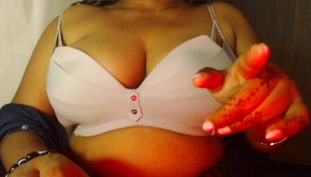 Sexy Girl White Bra Big Boobs Show.