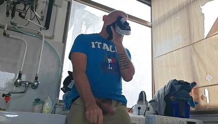 Old Mature Hung Big Cock Repairman Is Fixing the Washmachine for a Horny Couple