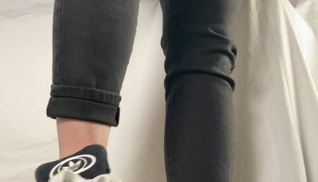 A Shoejob with Adidas Campus Sneakers - Cock Trampling, Shoejob, CBT - Tramplegirl uses her well worn sneakers and let him explode on her shoes - cumplay scenes included - sidecam only - HD