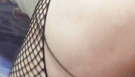 I'm very hot and I want that cock going into my ass.