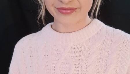 A beautiful fully side dangle