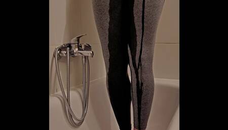 Piss in my leggins and cum in your face! ????
