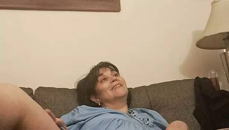 Stepson's friend seduced me to show him a mature body