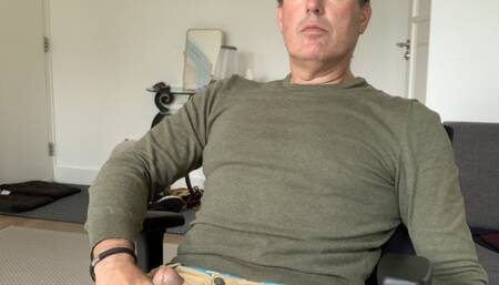 Intense jerk-off and cum at home. Jerk-off with me, quiet, relaxing masturbation session.