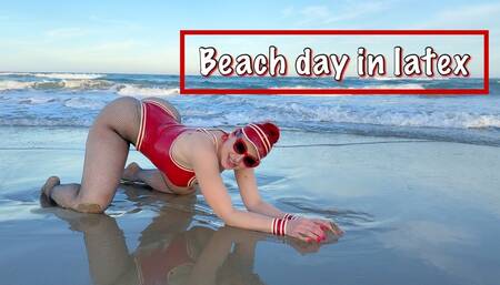 Beach day in latex