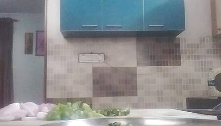 Cook Ghar Me Bhabhi Le Sat Sex