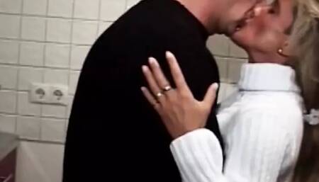 Mature couple pussy fucking pussy licking blonde milf big dick sucking