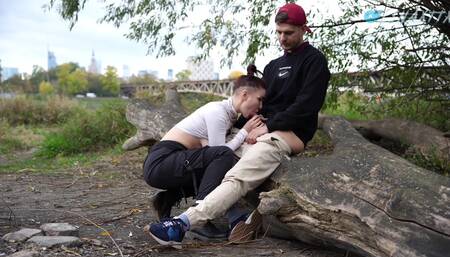 Public Sex Vlog: Deepthroat & unexpected pussy creampie