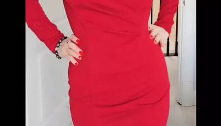 Horny Hotwife Kitty a Little Late for Valentine's