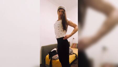 Ladyboy 20 Years Old Sissy Boy