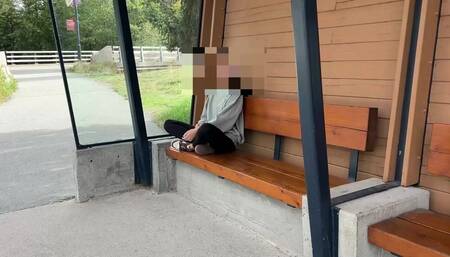 AMATEUR HOOKUP - BUS STOP