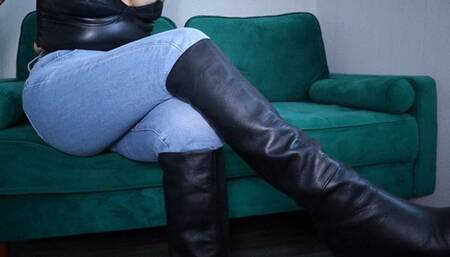 Kissing levis jeans smoking femdom