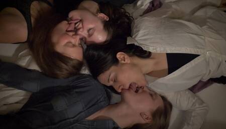 Four Girls Insatiable Lips and Tongues
