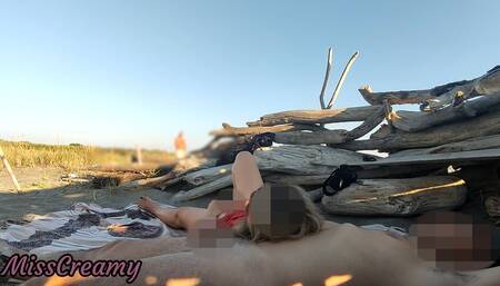 Pussy #flash - Stranger caught my stepdad touching my pussy on a public #beach and jerked off his dick - MissCreamy