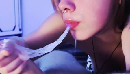 Wet blowjob until cum come in my Throat