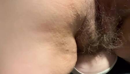 Chubby German Girl spreads her Pussy Wide and get fucked