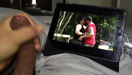 Chubby guys make cum