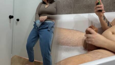 my girlfriend spied on me cheating on her in the shower