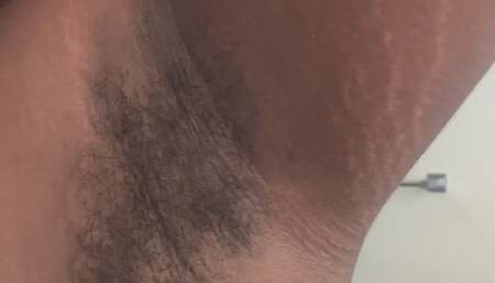 Just a Sweaty Girl and her Sweaty Armpits