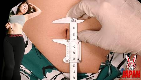 Rei Aino Explores, Smells, Cleans – A Belly Button Like Never Before (Part 1)