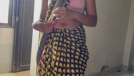 INDIAN LADY SERVANT  FUCKED BY BOSS WHEN SHE WAS WORKING IN KITCHEN